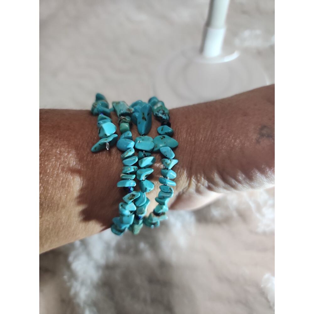 Handmade Boho Turquoise-Style Chip Memory Wire Wrap Bracelet – Multi-Row Stack - Picture 3 of 9